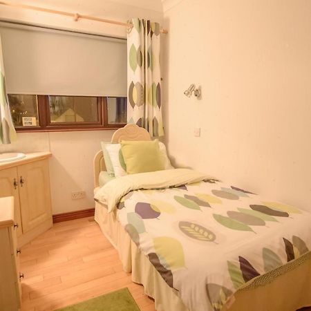 Rossgier Inn Lifford Eksteriør billede
